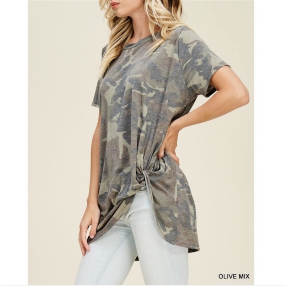 NEW! SIDE TWIST CAMO  TOP IN SIZE LARGE - Picture 2 of 4